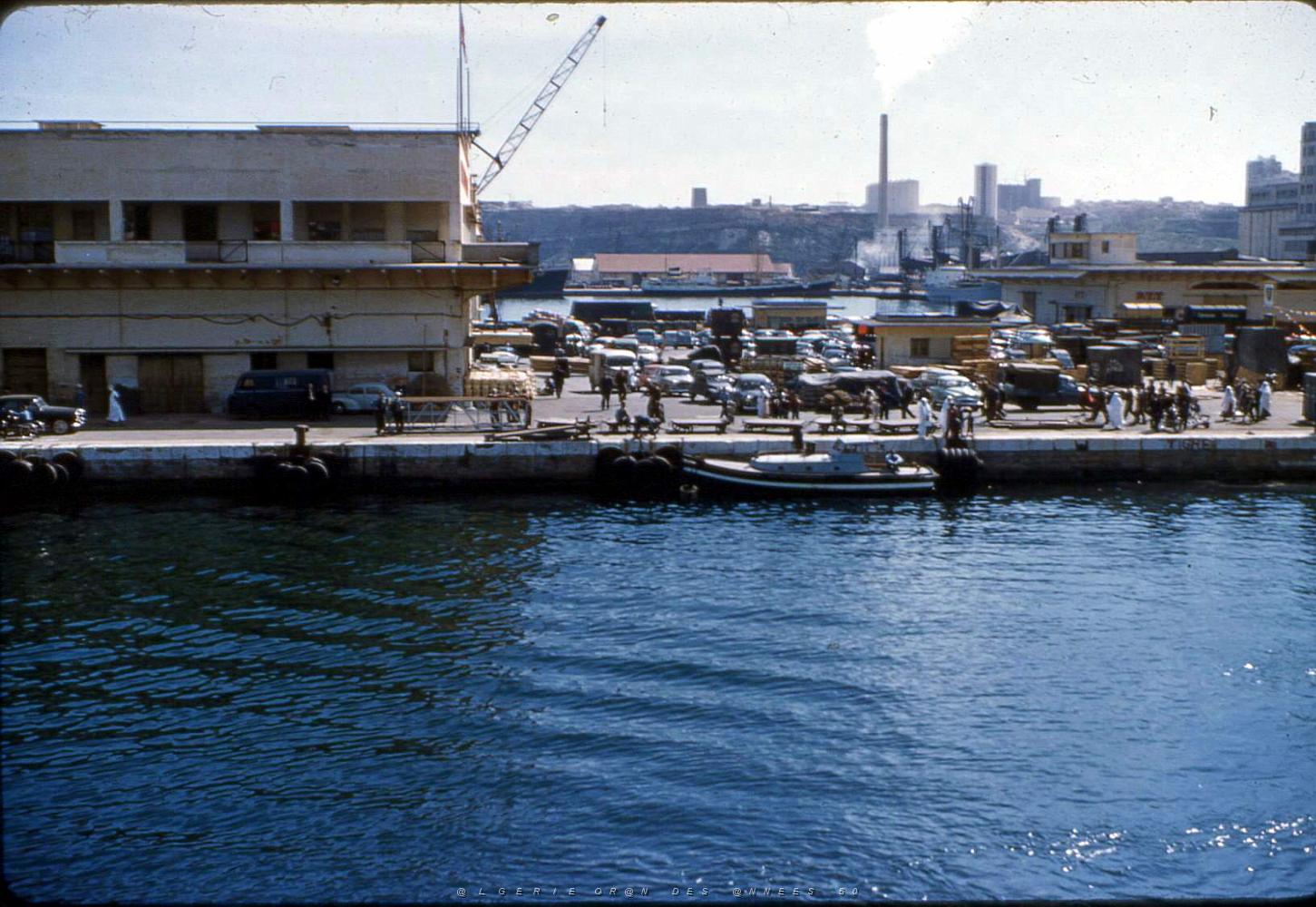 PO gc- 34- port moderne- centre.jpg